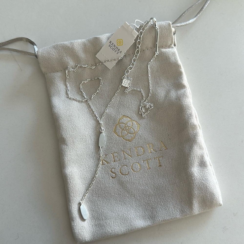 113: Kendra Scott silver tone necklace - Picture 2 of 2